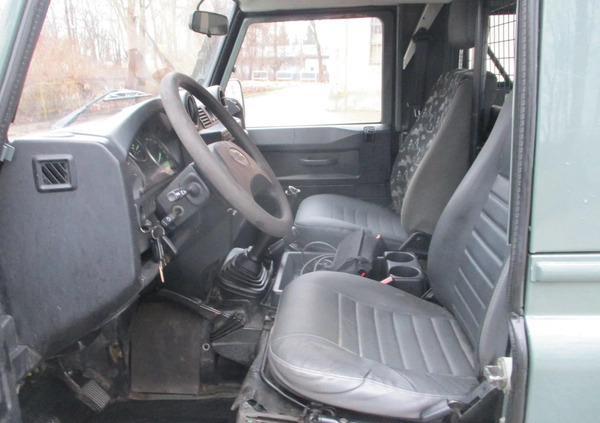 Land Rover Defender cena 69900 przebieg: 230000, rok produkcji 2010 z Żnin małe 154